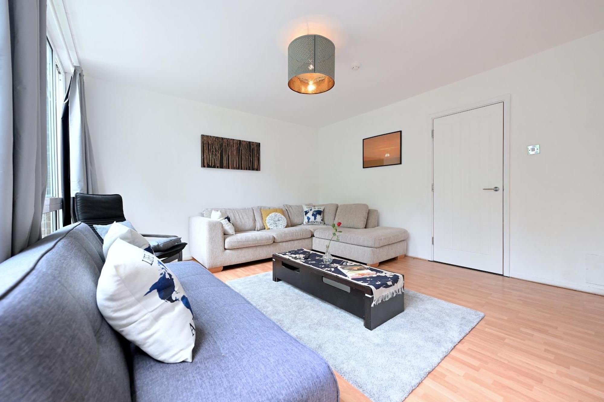 4 Bedroom Patio House Regent'S Park - Parking London Eksteriør billede