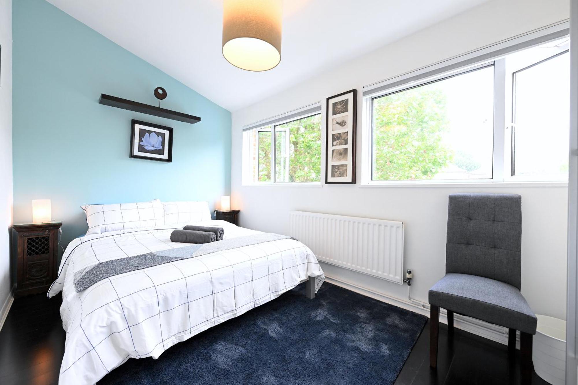 4 Bedroom Patio House Regent'S Park - Parking London Eksteriør billede