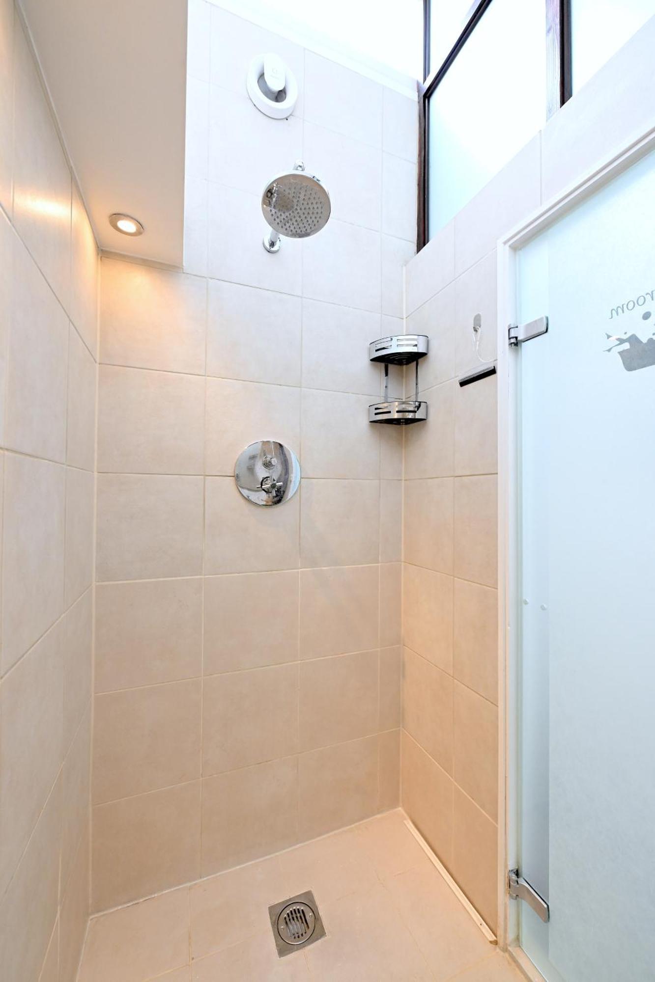 4 Bedroom Patio House Regent'S Park - Parking London Eksteriør billede